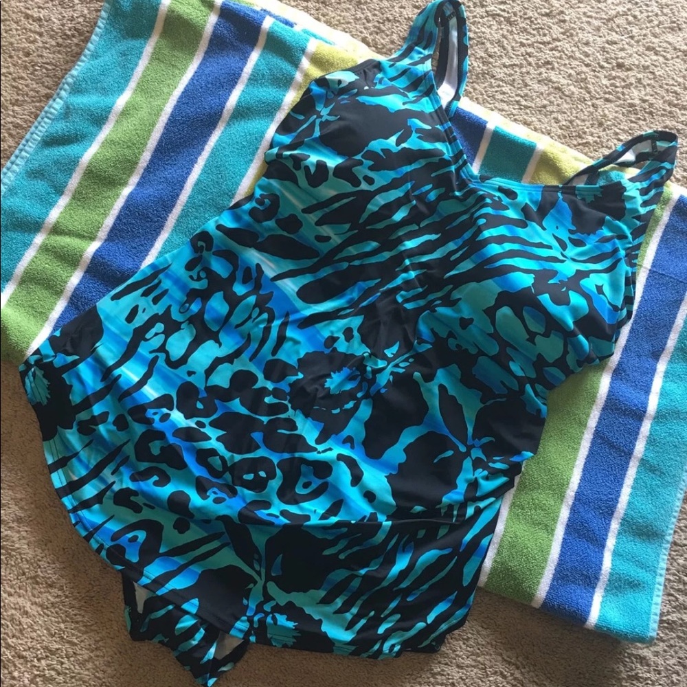 Beach Belle Sarong Front Swimsuit NWT